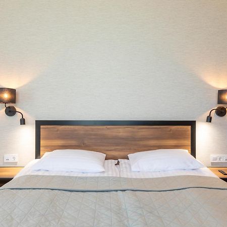 Misto Capsule Hotel 키예프 외부 사진