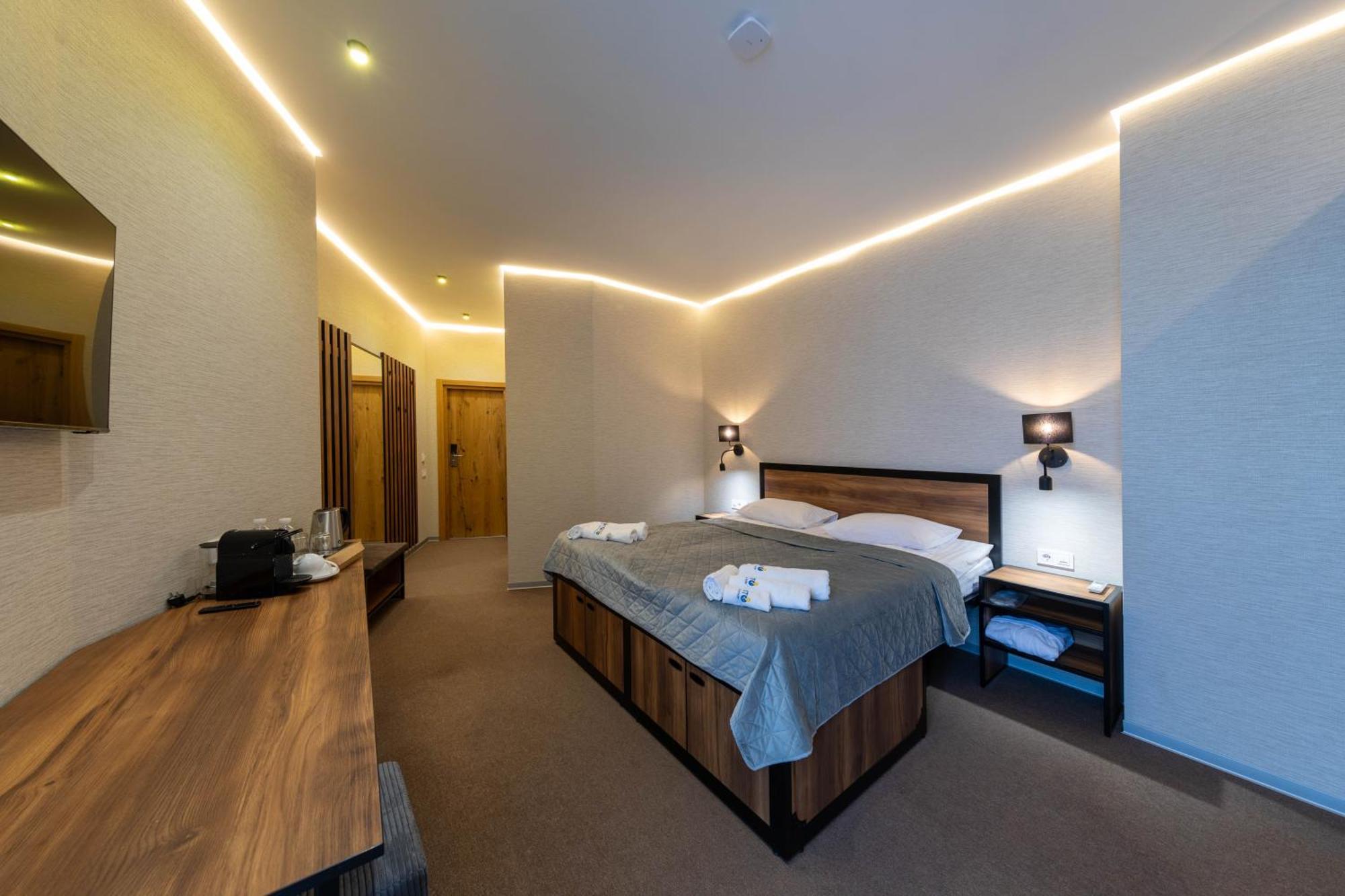 Misto Capsule Hotel 키예프 외부 사진